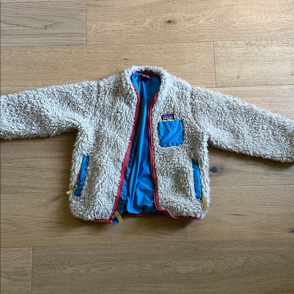 Patagonia Other - Patagonia Kids Cream Sherpa Jacket